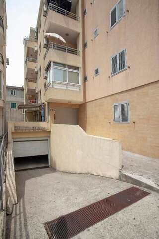 Апартаменты LORDOR Apartment Будва Апартаменты-28